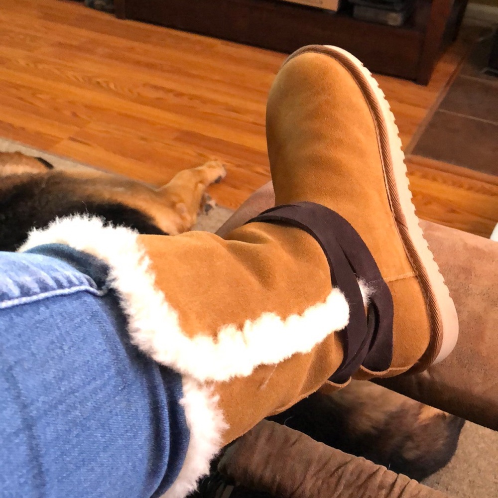 Rozalia Koolaburra tall boots by uggs size 11